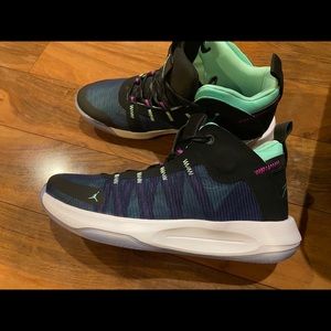 NEW Nike Air Jordan Jumpman 2020 Basketball Shoes